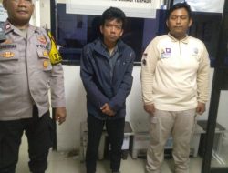 Kapolsubsektor Galur Peduli, Membantu Warga Terlantar Kehabisan Ongkos Untuk Pulang Kampung