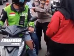 Polri Bantu Tuna Netra Pulang Ke Rumah Saat Nonton Konser Bingah Yura Di Istora Senayan