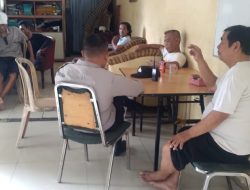 Bhabinkamtibmas Duri Pulo Sambangi Tokoh Masyarakat, Bahas Kamtibmas dan Antisipasi Kebakaran