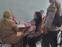 Bhabinkamtibmas Kelurahan Gunung Sahari Selatan Melakukan Monitoring Kegiatan Posyandu Balita Dan Lansia
