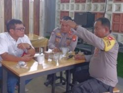 Kanit Binmas Polsek Cempaka Putih Bersama Bhabinkamtibmas Rawasari Sambang Ke Tokoh Masyarakat