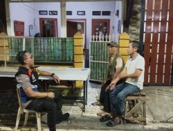Sambang dan Patroli Dialogis Bhabinkamtibmas Kelurahan Kampung Rawa Berikan Imbauan Kamtibmas kepada Warga
