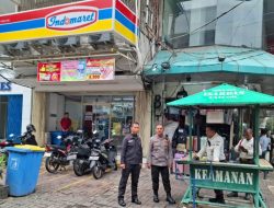 Panit 3 Samapta Polsek Sawah Besar Lakukan Sambang Di Pertokoan Pasar Baru