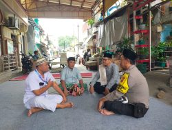 Kegiatan Bhabinkamtibmas Galur: Membangun Hubungan Harmonis dengan Tokoh Agama untuk Keamanan