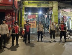 Patroli Cipta Kondisi Polsek Johar Baru: Gencarkan Pengamanan Wilayah Bubarkan Berkumpul Anak-anak Remaja untuk Cegah Tawuran dan Gangguan Kamtibmas