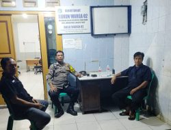 Kunjungan Bhabinkamtibmas ke Pos Kamling RW 02 untuk Imbauan Kamtibmas Petugas Satkamling