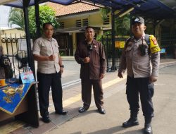 Sambang Dialogis Bhabinkamtibmas Gondangdia Di Gereja Theresia Dan Himbauan Kamtibmas