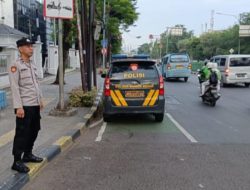 Unit Samapta Lakukan Pengaturan Arus Lalu lintas Pagi Hari