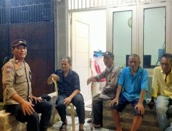 Pembinaan dan Himbauan Bhabinkamtibmas Galur kepada Petugas Satkamling dan Warga dalam Meningkatkan Keamanan Lingkungan