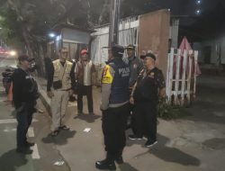 Sambang Dialogis Bhabinkamtibmas Gondangdia Di Satkamling Rw 03 Gondangdia