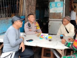 Jaga Kamtibmas Sebagai Bentuk Cooling System Bhabinkamtibmas Bersama Babinsa Lakukan Sambang