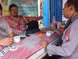 Cegah Gangguan Kamtibmas, Patroli Samapta Polsek Metro Gambir Sapa Pengemudi Taksi Online