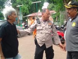 Tingkatkan Rasa Aman Kapolsubsektor Cempaka Putih Barat Patroli Diaolgis Dan Berikan Imbauan Kamtibmas
