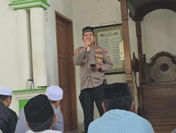 Safari Jumat, Kapolsek Cikarang Timur Sampaikan Pesan Kamtibmas Jelang Ramadan