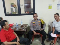 Bhabinkamtibmas Kampung Rawa, Sambang Sekretariat RW 02 Sampaikan pesan Kamtibmas kepada Tokoh Masyarakat dan Warga