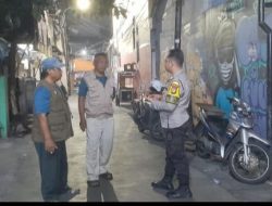 Sambang Satkamling Bhabinkamtibmas Kelurahan Utan Panjang Selipkan Pesan Kamtibmas