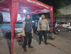 Bersama Personil Menteng Bhabinkamtibmas Cikini Pemantauan Perbatasan Kwitang Kalipasir Antisipasi Tawuran Warga