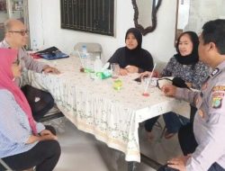 Patroli Dialogis Ke Kantor Sekretariat Rw 03 Unit Sabhara Polsek Cempaka Putih Sampaikan Imbauan Kamtibmas Ke Kader PKK
