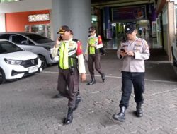 Patroli Dialogis di Stasiun Gambir, Polri Pastikan Keamanan dan Kenyamanan Pengguna Jasa KAI