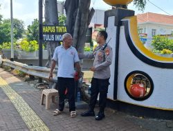 Cegah Kriminalitas Panit Samapta Lakukan Patroli Dialogis di Pusat Pertokoan Pasar Baru