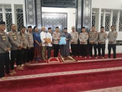 Polda Metro Jaya Gelar Tarawih Keliling di Masjid Ummus Sakinah, Kapolres: “Kamtibmas Kondusif Berkat Peran Ulama”