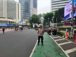 Personil Humas Menteng Himbauan Kamtibmas Di CFD Kawasan Bundaran HI