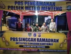 Dengan Hadir Nya Personil Gabungan Polsek Metro Menteng Antisipasi Gangguan Kamtibmas Di Pos Singgah Ramaddan Tambak