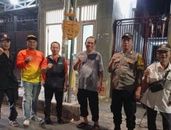 Patroli Pemukiman, Bhabinkamtibmas Galur Sambangi Poskamling dan Tokoh Masyarakat