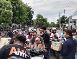 Aliansi Madura Indonesia Bagikan 1.000 Paket Takjil di Serambi Ampel