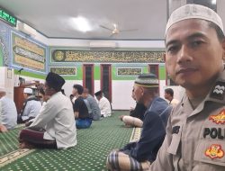 Bhabinkamtibmas Kebon Melati Laksanakan Sholat Subuh Berjemaah Di Masjid Al Musyaffa