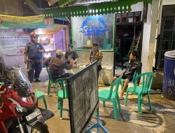 Bhabinkamtibmas Karet Tengsin Jaga Wilayah Bersama Pokdarkamtibmas Jelang Sahur Dan Subuh