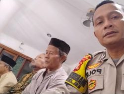 Bhabinkamtibmas Cempaka Putih Timur Sholat Tarawih Berjamaah, Wujud Kedekatan Polri dan Masyarakat