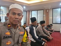 Kegiatan Tarawih Keliling Kapolsek Johar Baru di Masjid Al Hassan, Mempererat Hubungan Polri dengan Masyarakat