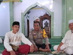 Bhabinkamtibmas Rawasari Perkuat Silaturahmi, Tarling Bersama Warga di Masjid Al Furqon