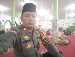 Hari Kelima Belas Ramadhan, Bhabinkamtibmas Kebon Kacang Laksanakan Sholat Subuh Dengan Masyarakat Di Masjid Jami Al Makmur