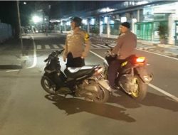 Polsek Metro Gambir Gelar Patroli Dialogis, Pastikan Keamanan Malam Ramadhan