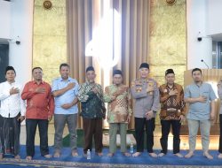 Kapolres Metro Jakarta Pusat Silaturahmi dengan Tokoh Agama, Tarawih Keliling, dan Ajak Warga Jaga Kedamaian Ramadhan
