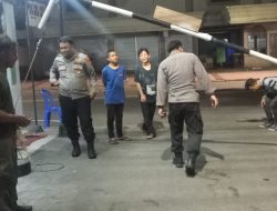 Polisi Sambangi Pos Kamling di Jakarta Pusat Dini Hari, Warga Kaget Lalu Bersyukur!