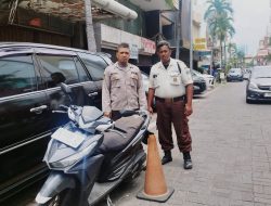 Unit Samapta Polsek Sawah Besar Sambangi Pasar Baru, Jaga Keamanan di Jam Sibuk
