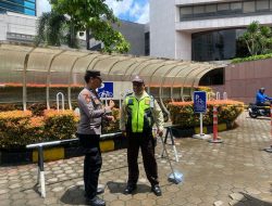 Patko 1052 Unit Sabhara Patroli Dan Sambangi Gedung BNI Pusat