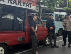 Kapolsubsektor Cikini Pemantauan Titik Kumpul Massa Aksi Lemtaki Di Depan Wizz Hotel Cikini