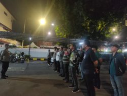 Soliditas Patroli Rayonisasi: Polsek Johar Baru dan Cempaka Putih Bersama Jaga Kamtibmas