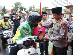 Wakapolri Hadiri Bazar Presisi dan Baksos di Lapangan Bhayangkara