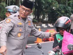 Polda Metro Jaya Gelar Bakti Sosial dan Bazar Ramadan, Ribuan Paket Sembako Dibagikan