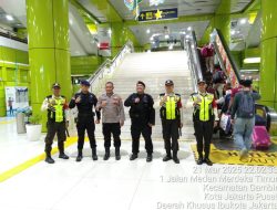 Polisi Gelar Pengamanan di Stasiun Besar Gambir dalam Operasi Ketupat Jaya 2025