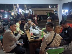 Kekompakan Pelayanan Polsek Sawah Besar Kepada Jemaah Ibadah Tarawih di Masjid Istiqlal