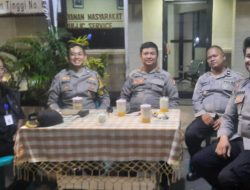 Antisipasi Tawuran Dan SOTR Pos Singgah Ramadhan Kebon Kacang Personel Polri Lakukan Patroli