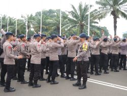 Polri Terjunkan 1.824 Personel, Pastikan Pengamanan Aksi di DPR RI Tanpa Senjata api dan Humanis