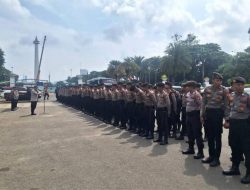 Polsek Metro Gambir Perkuat Pengamanan Unjuk Rasa, Pastikan Situasi Tetap Kondusif