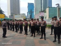 Apel Pengamanan Antisipasi Unjuk Rasa Di Depan Polsubsektor Thamrin Menteng